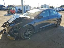Tesla Vehiculos salvage en venta: 2022 Tesla Model 3