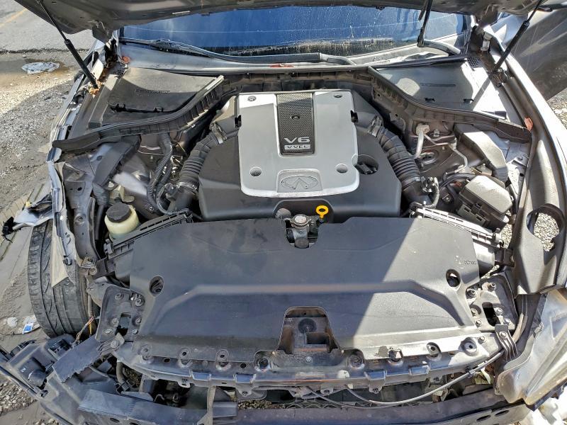 2015 Infiniti Q50 Base