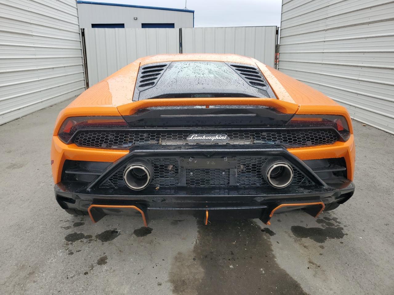 2022 Lamborghini Huracan evo