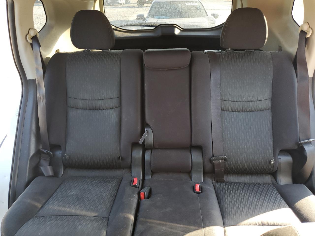 2018 Nissan Rogue s