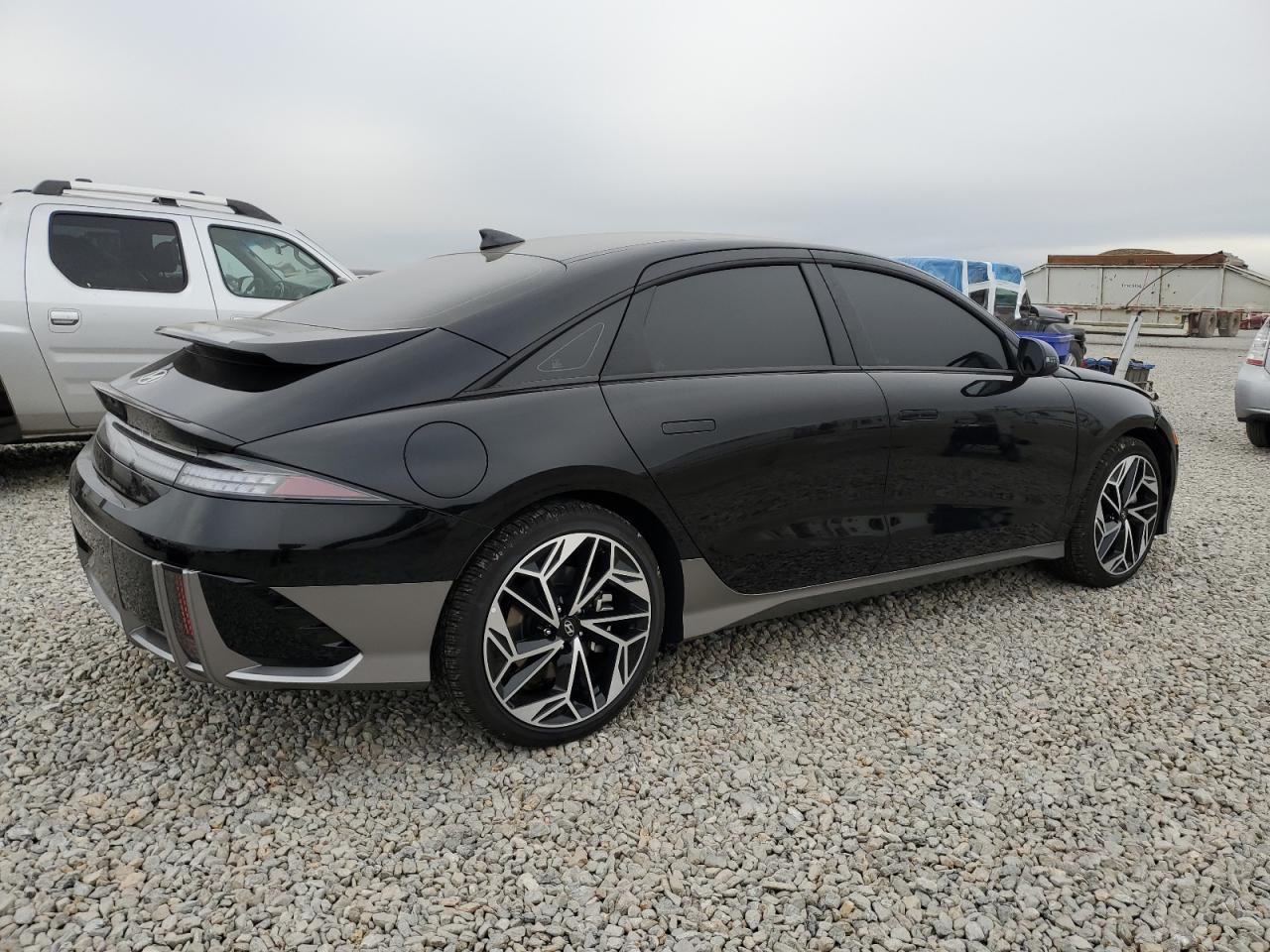 2025 Hyundai Ioniq 6 sel