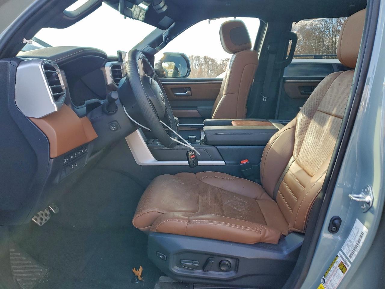 2025 Toyota Tundra Crewmax Platinum
