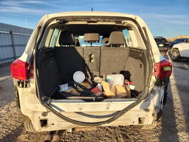 2014 Volkswagen Tiguan S