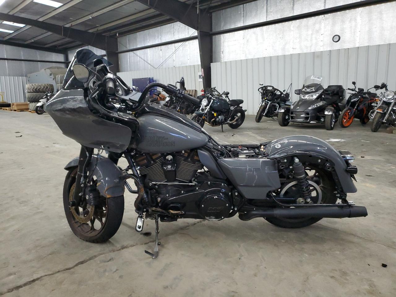 2022 Harley-Davidson Fltrxst
