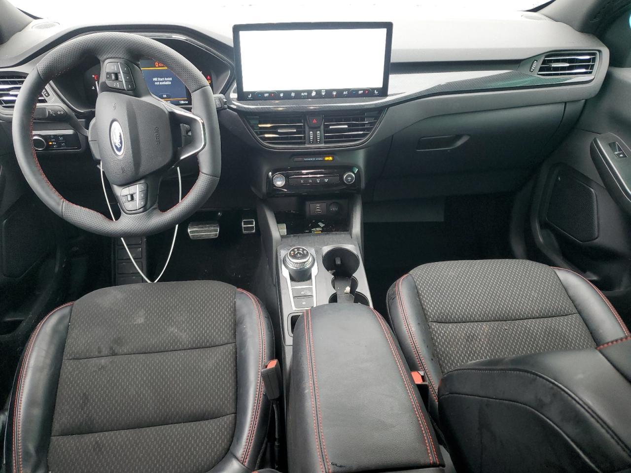 2024 Ford Escape st Line