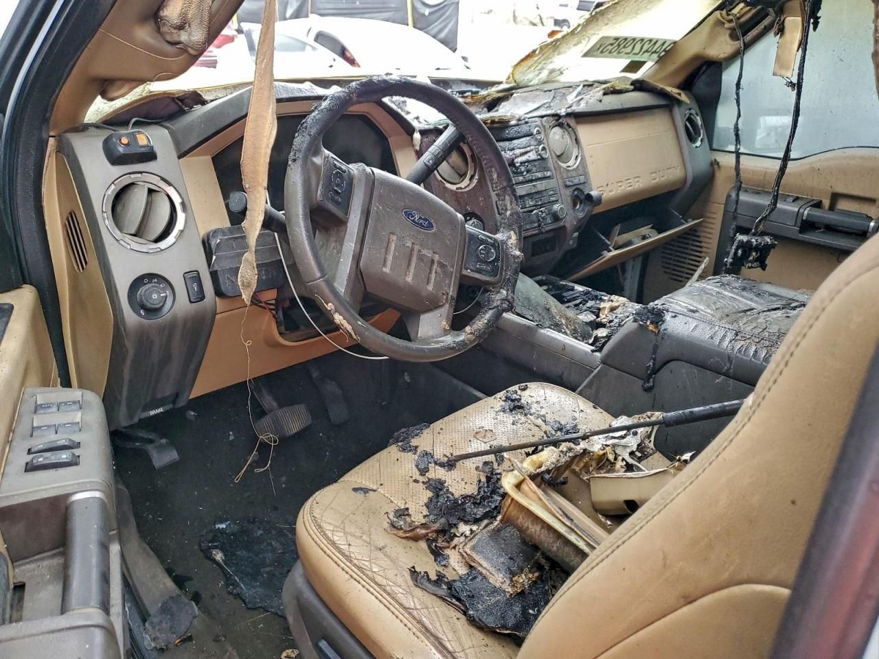 2012 Ford F450 Super Duty Flatbed Truck