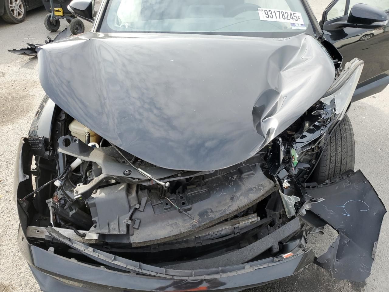 2019 Toyota C-hr xle