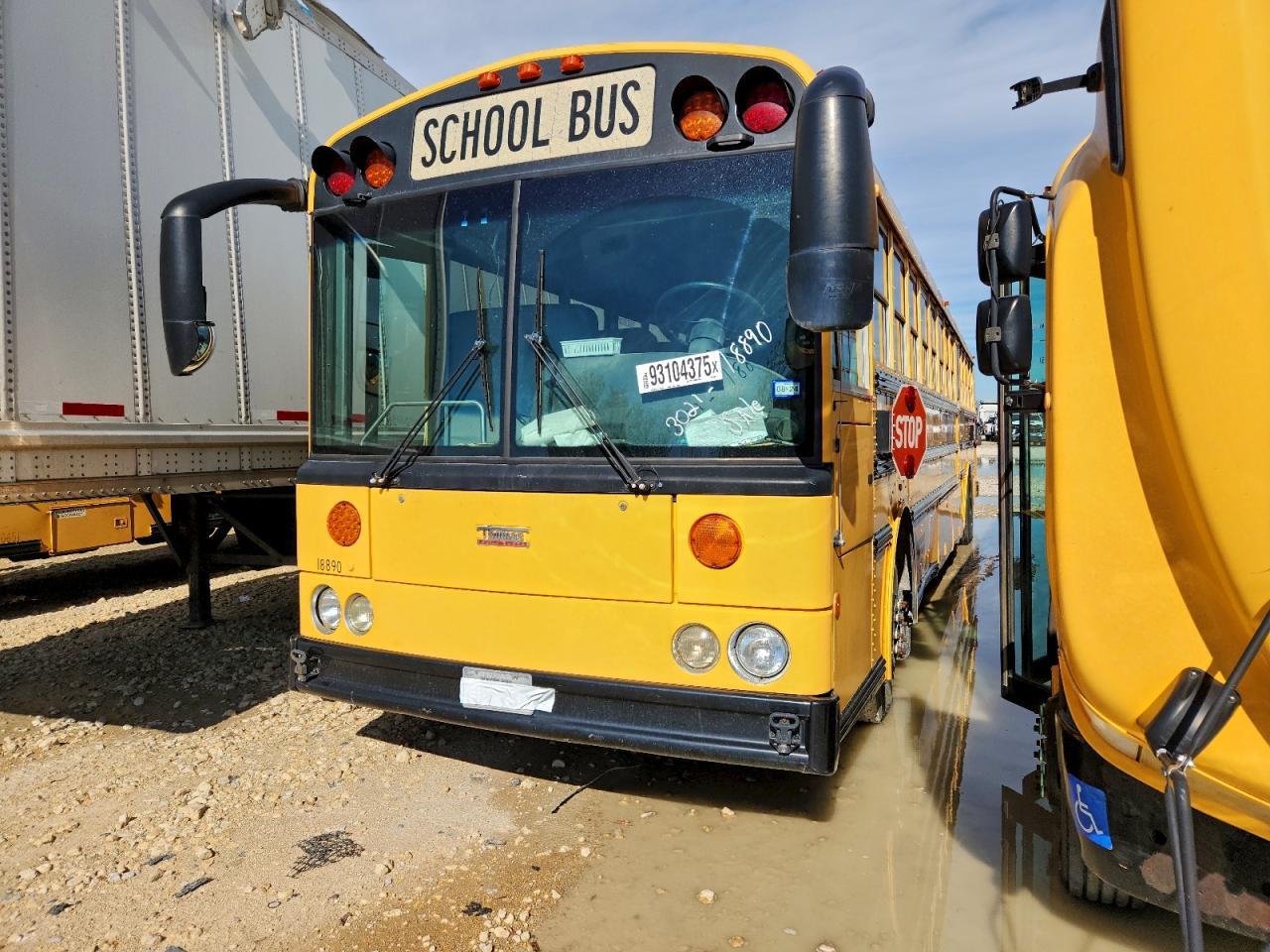 2011 Thomas Built HDX School Bus
