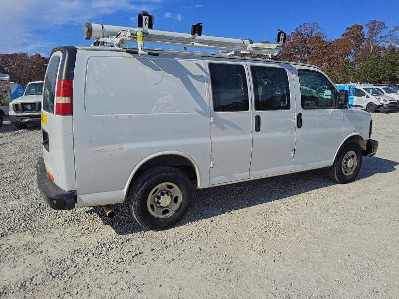 2013 Chevrolet Express G2500 Delivery Van