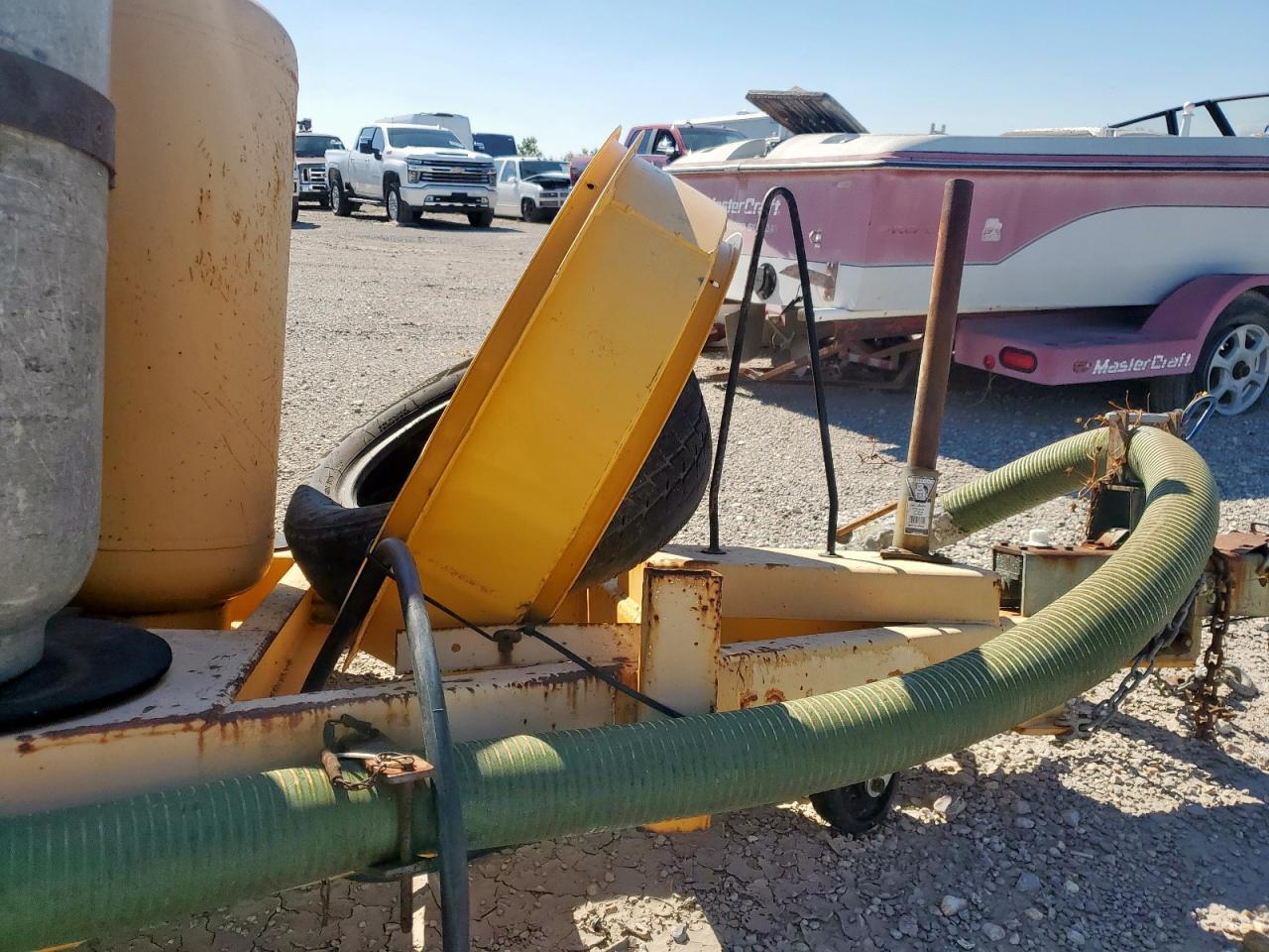 2001 Fenex 2001 Team Fenex Manhole Support Trailer