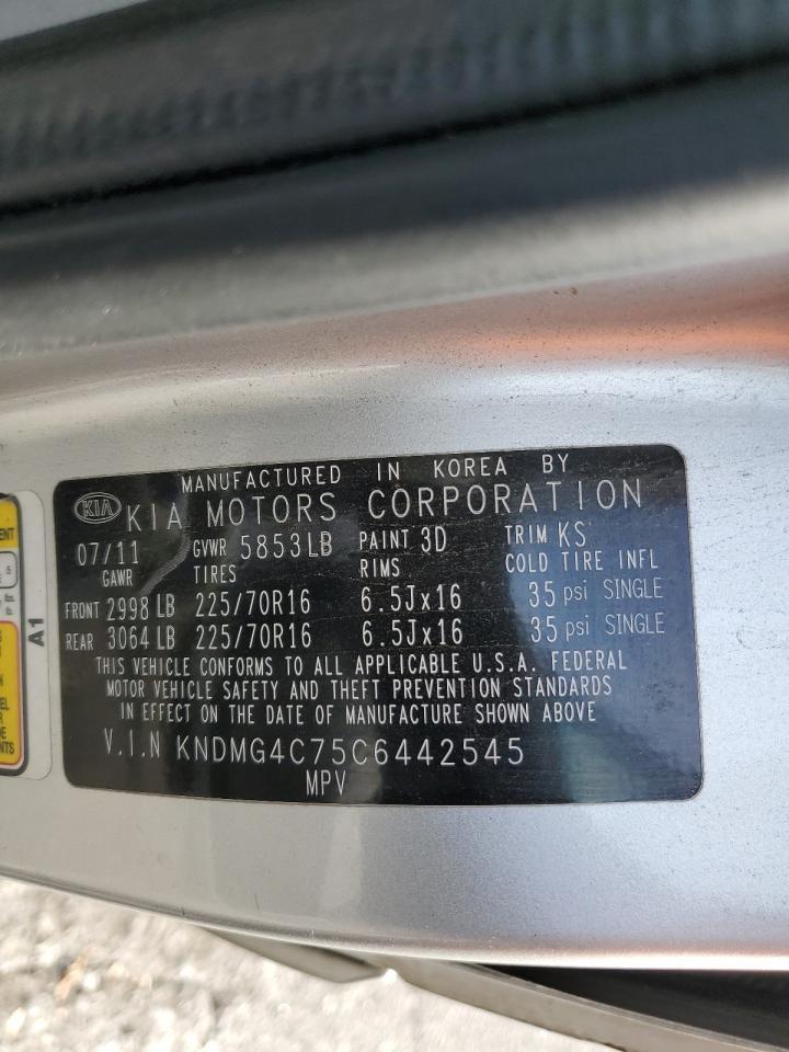 2012 KIA Sedona lx