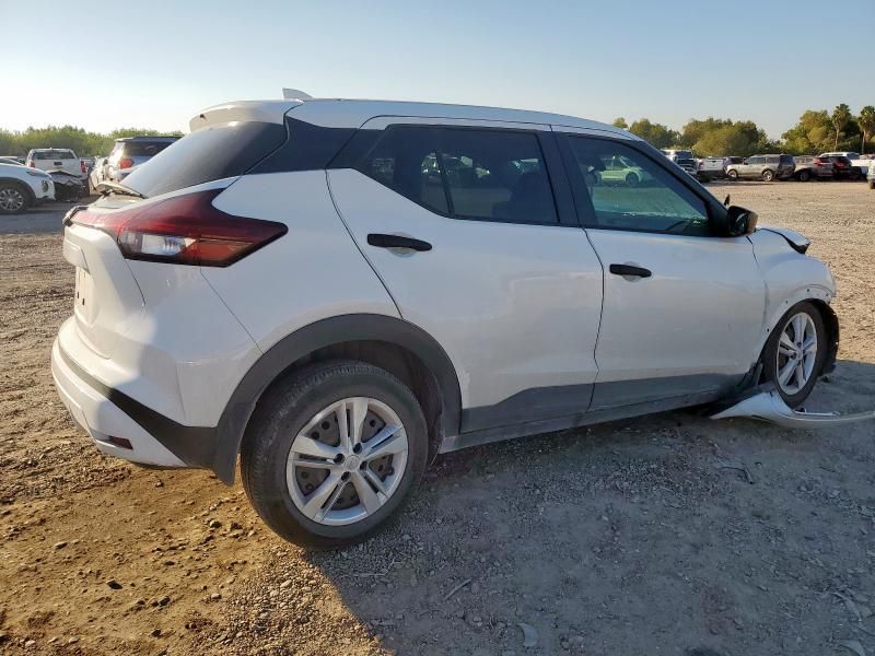 2022 Nissan Kicks s