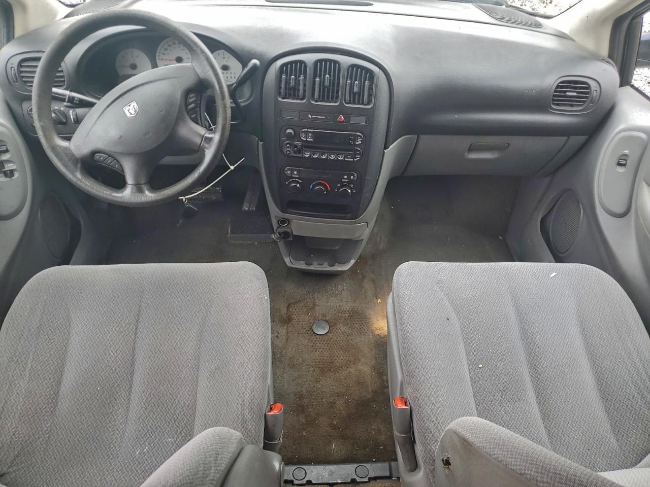 2005 Dodge Grand Caravan se