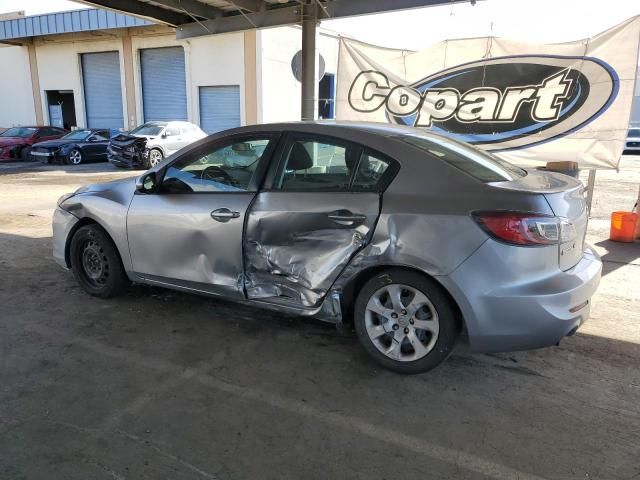 2013 Mazda 3 I