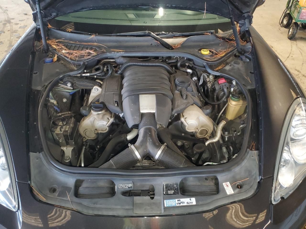 2012 Porsche Panamera 2