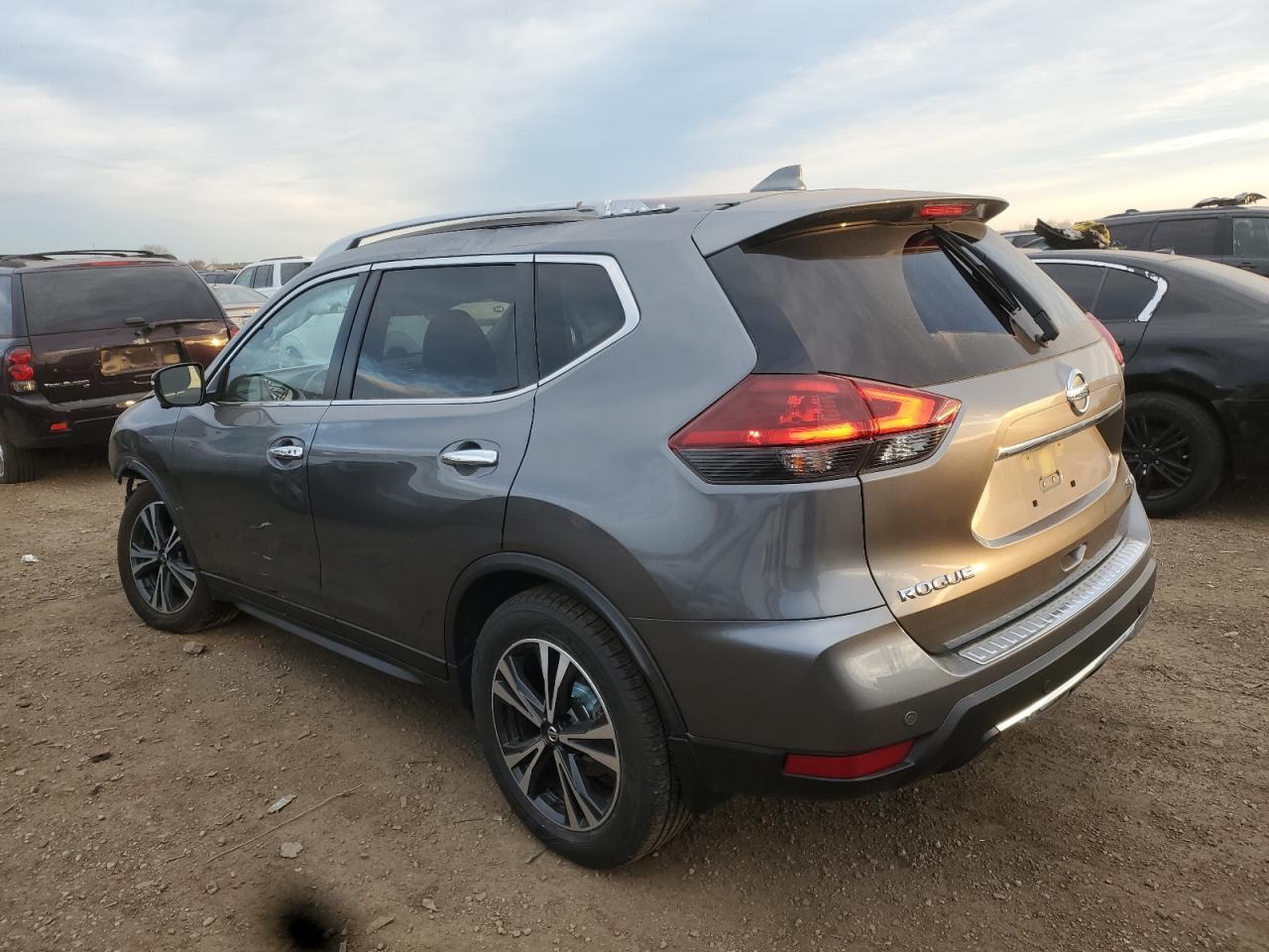 2020 Nissan Rogue s