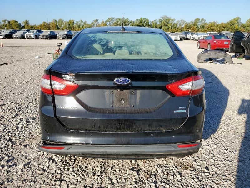 2016 Ford Fusion se