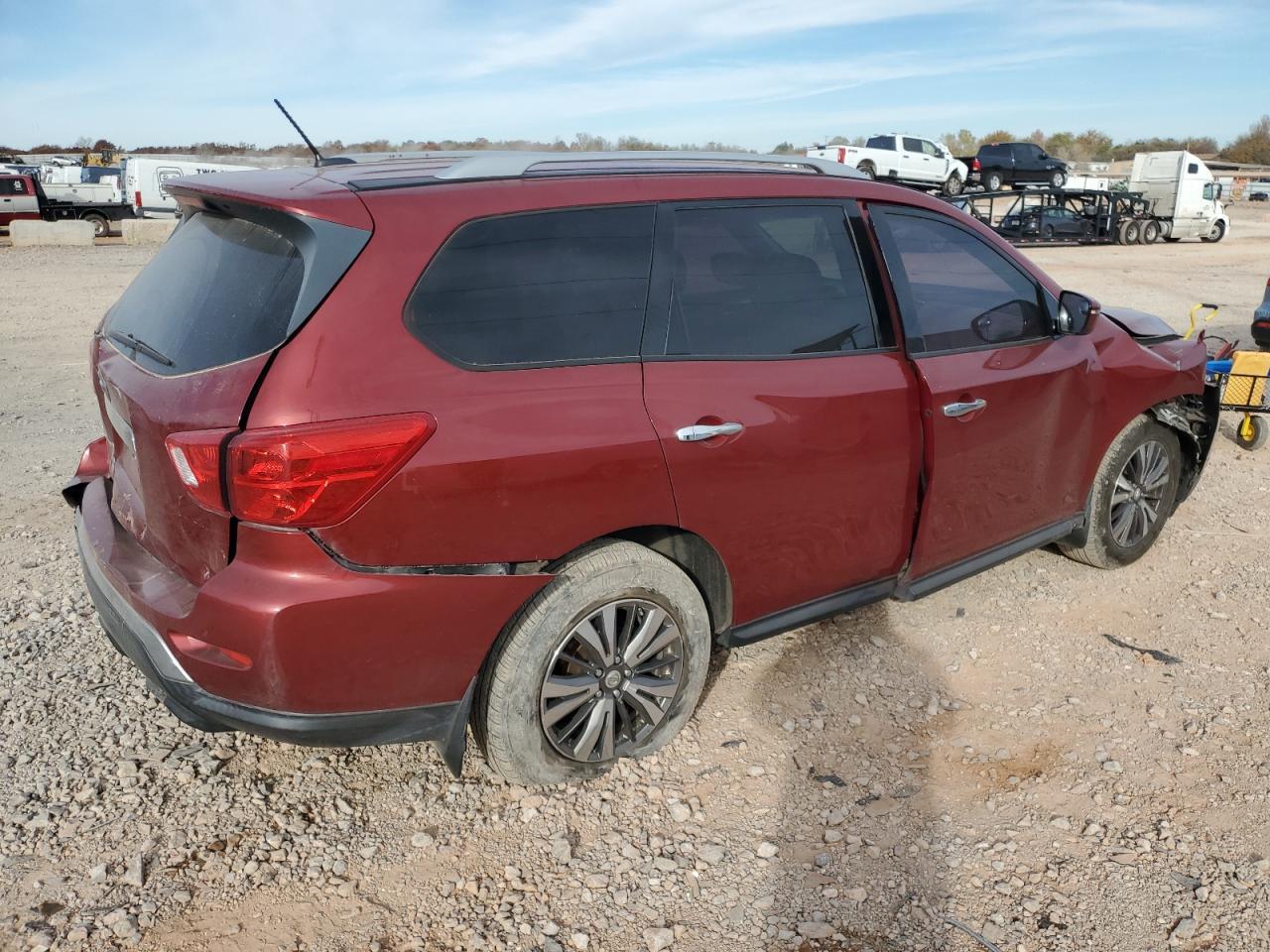 2017 Nissan Pathfinder s