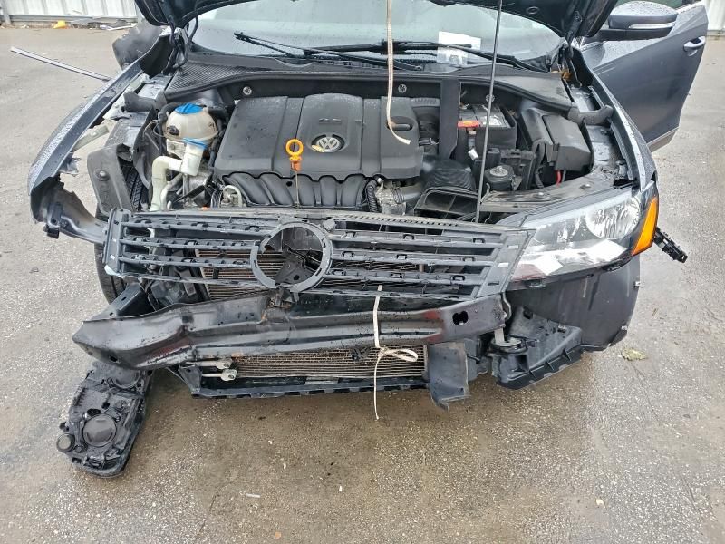 2013 Volkswagen Passat sel