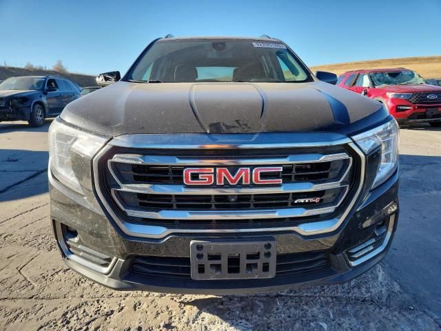 2022 GMC Terrain AT4