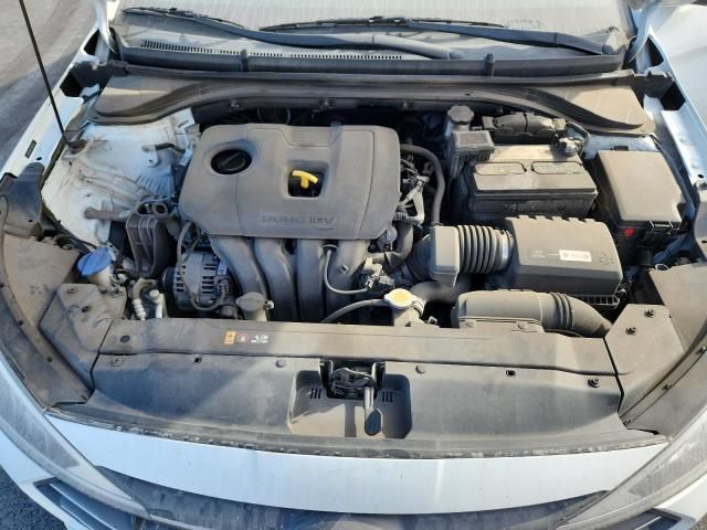 2019 Hyundai Elantra se