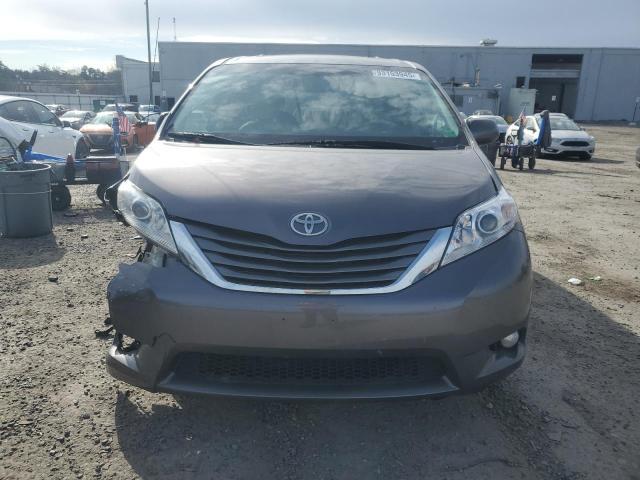 2014 Toyota Sienna xle