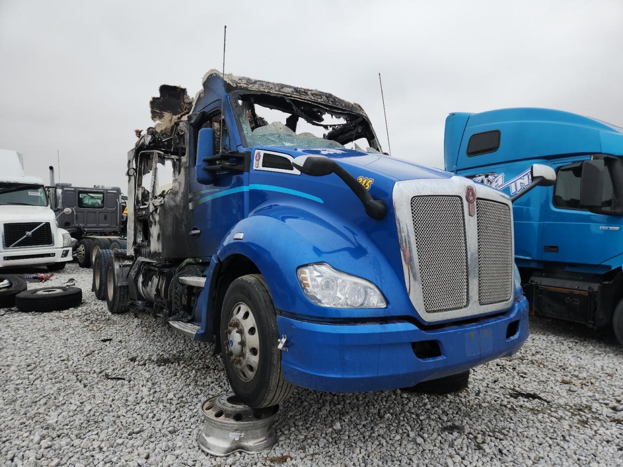2019 Kenworth T680 Semi Truck