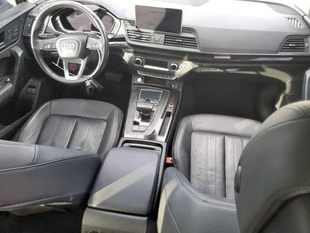 2020 Audi Q5 e Premium Plus