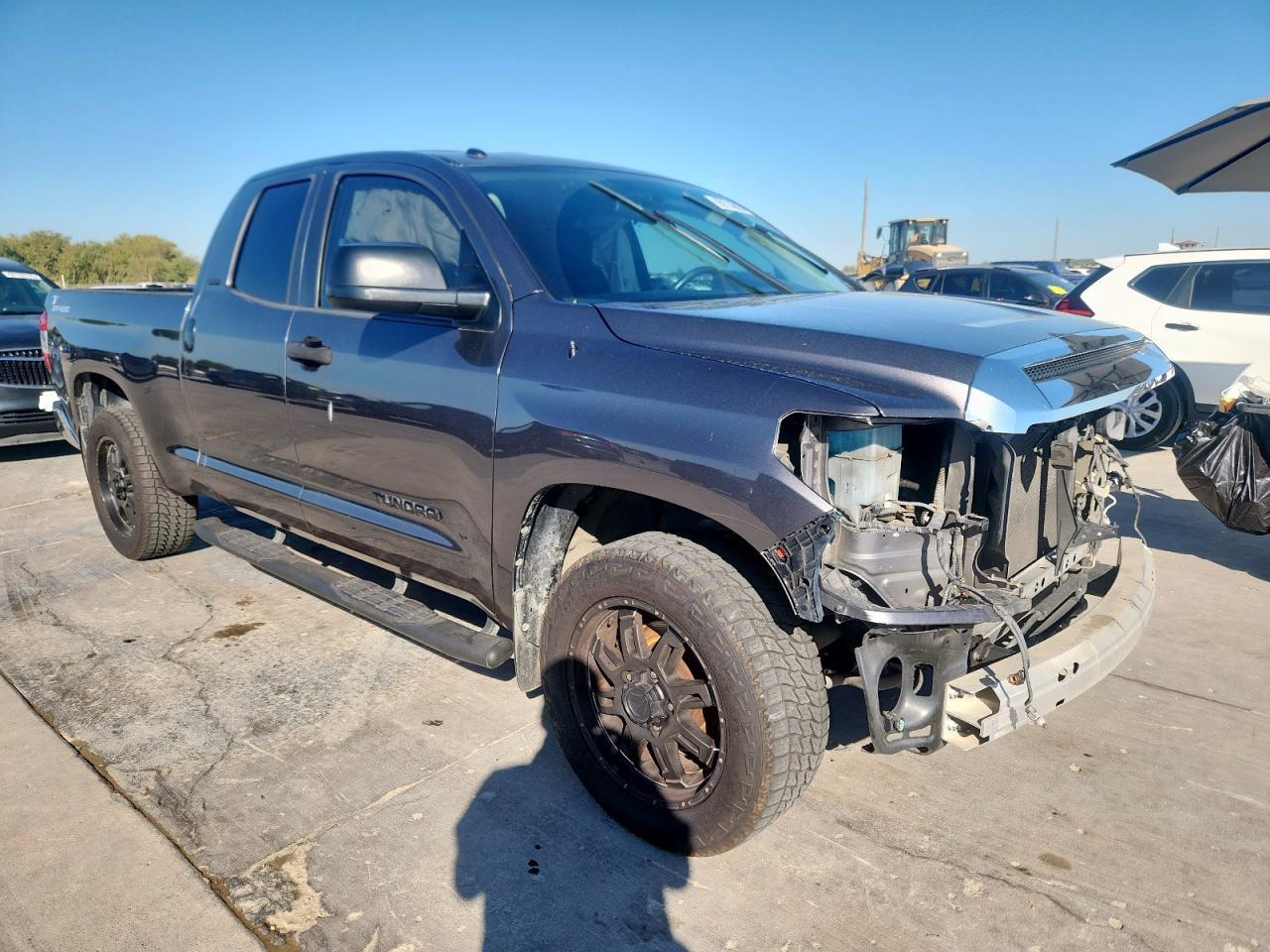 2017 Toyota Tundra SR5