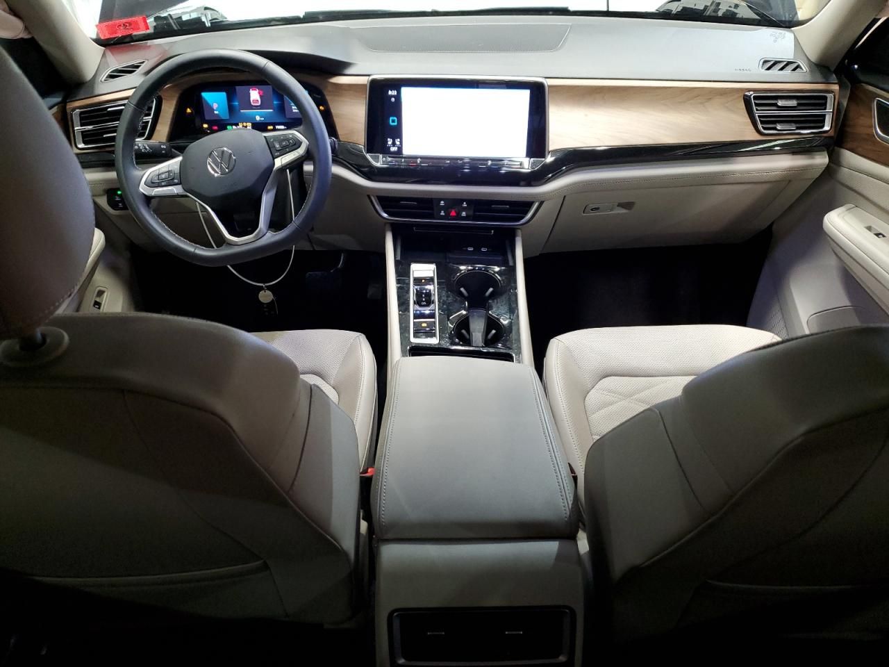 2024 Volkswagen Atlas se