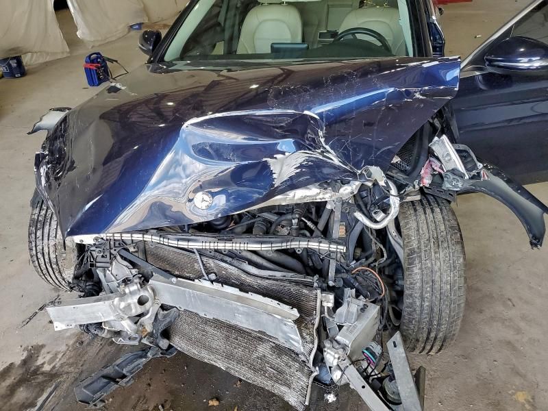 2016 Mercedes-Benz C300