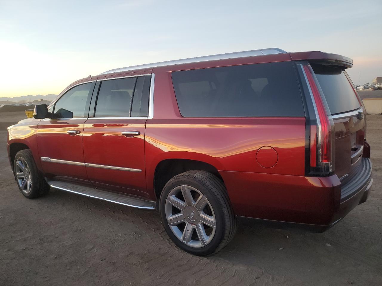 2016 Cadillac Escalade esv Luxury