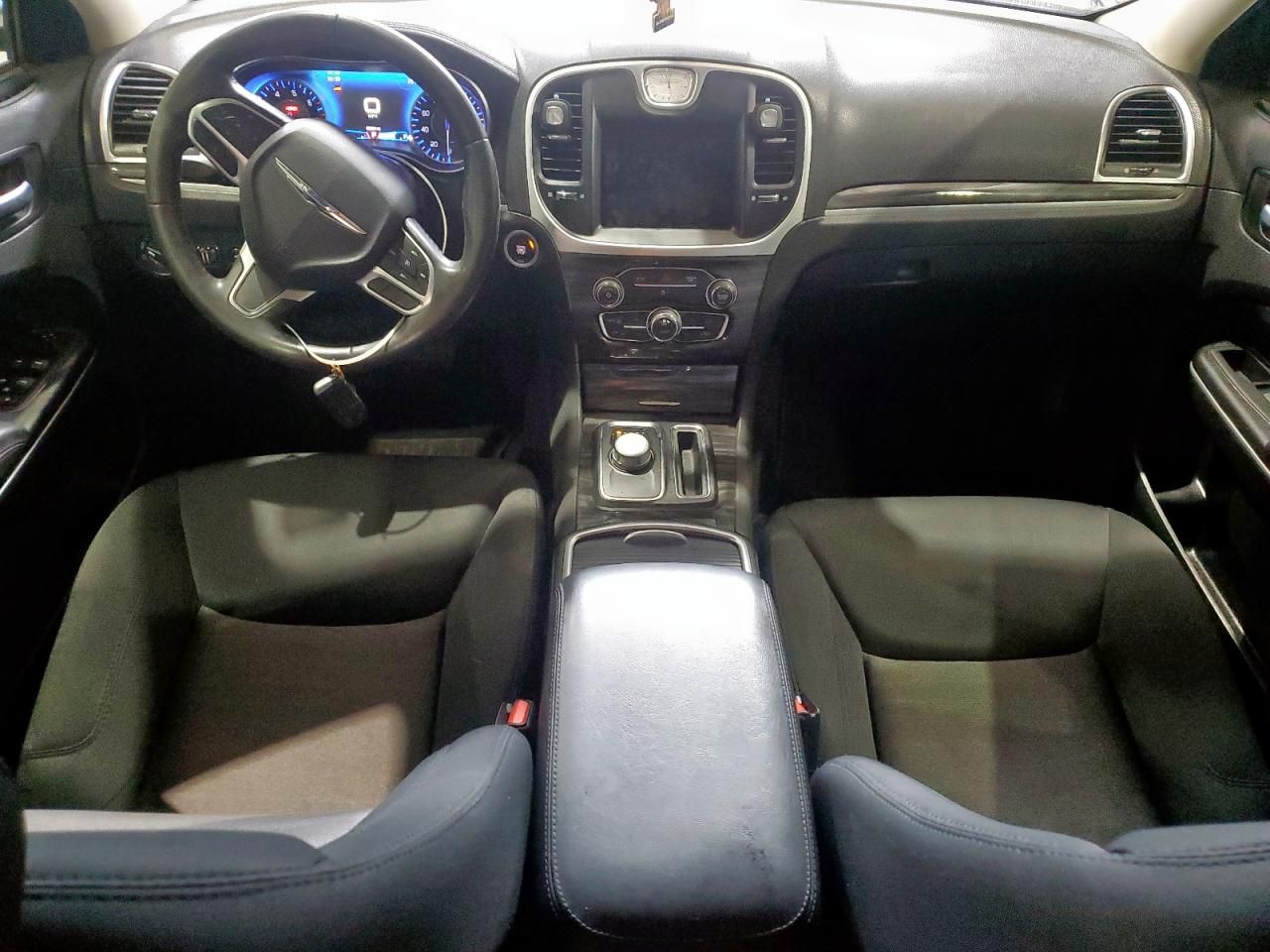 2019 Chrysler 300 Touring