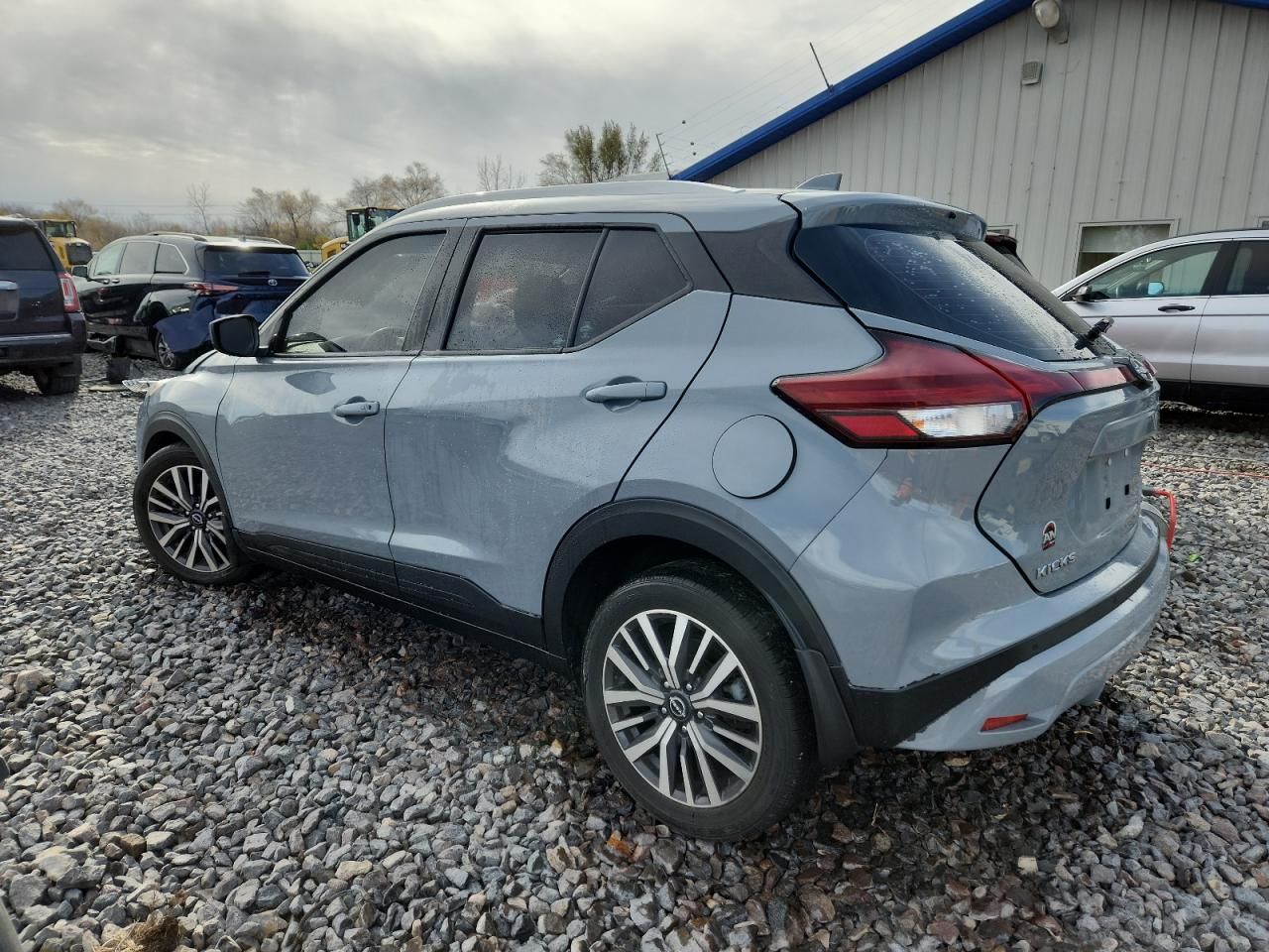 2022 Nissan Kicks sv