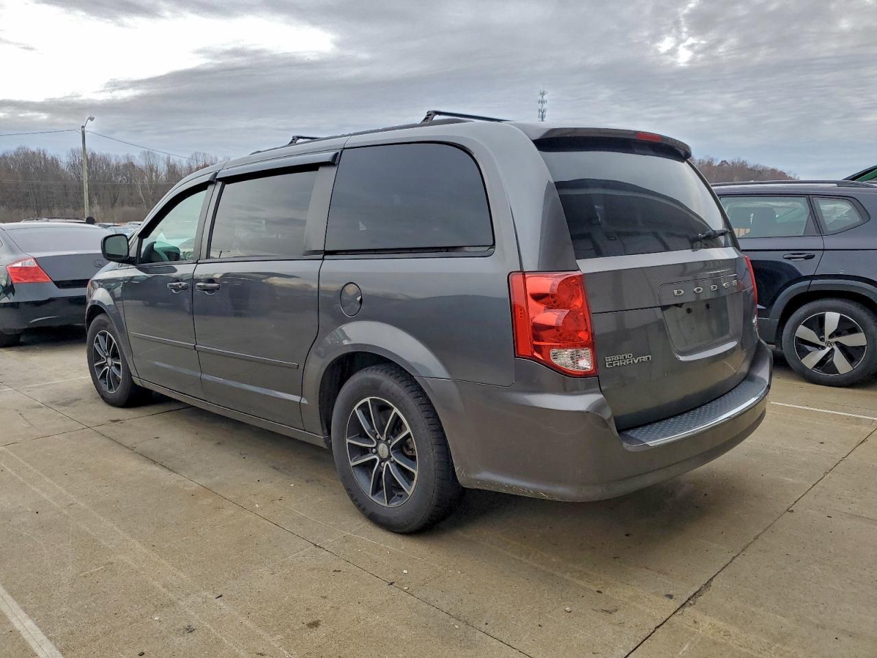 2016 Dodge Grand Caravan R/T