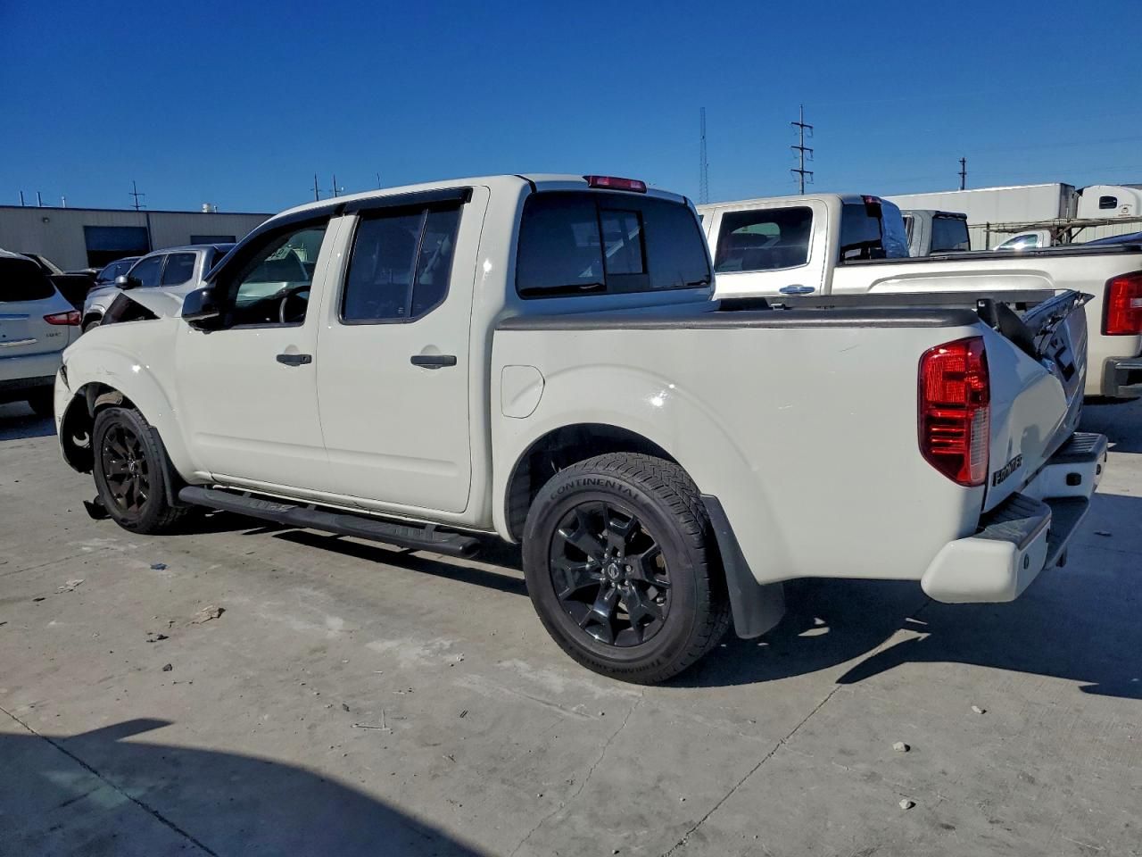 2021 Nissan Frontier s