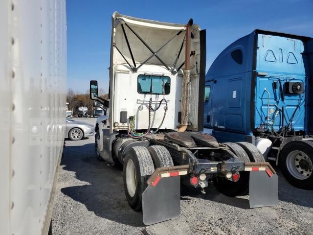 2017 Peterbilt Tractor 2017 Peterbilt 579 Semi Truck