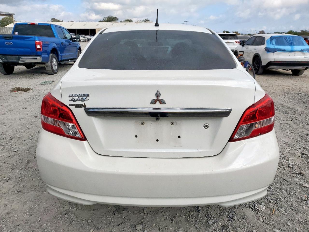 2020 Mitsubishi Mirage G4 es
