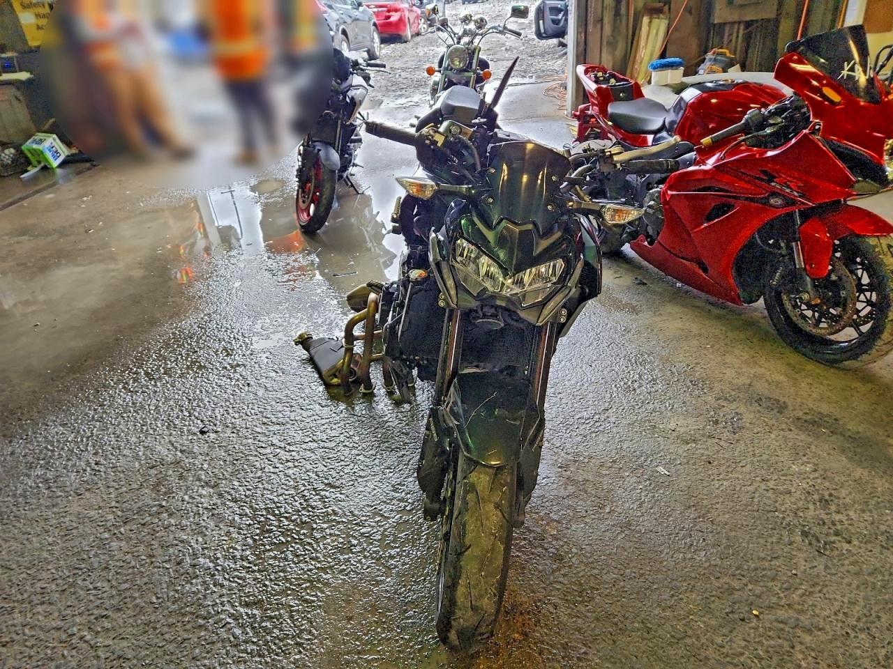 2024 Kawasaki ZR900 F