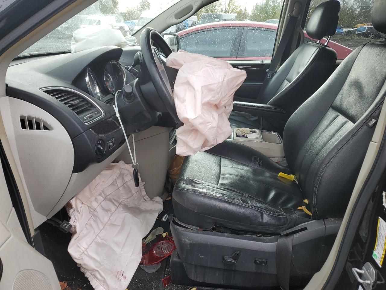 2013 Chrysler Town & Country Touring