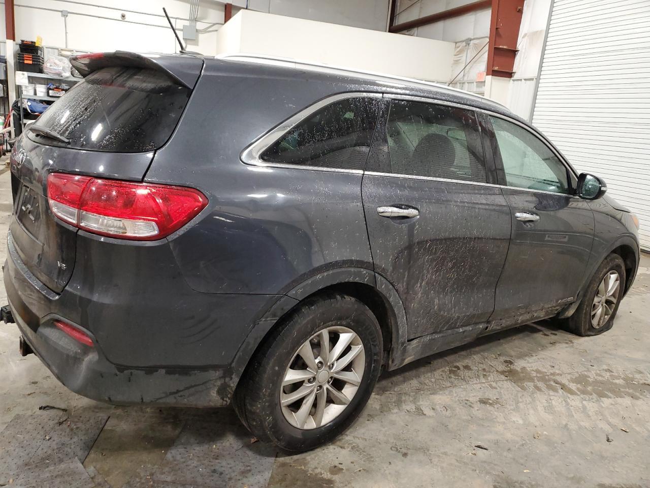 2018 KIA Sorento lx