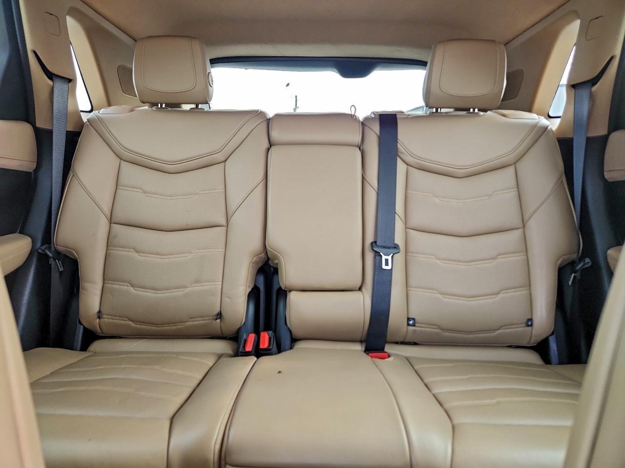 2018 Cadillac XT5 Platinum