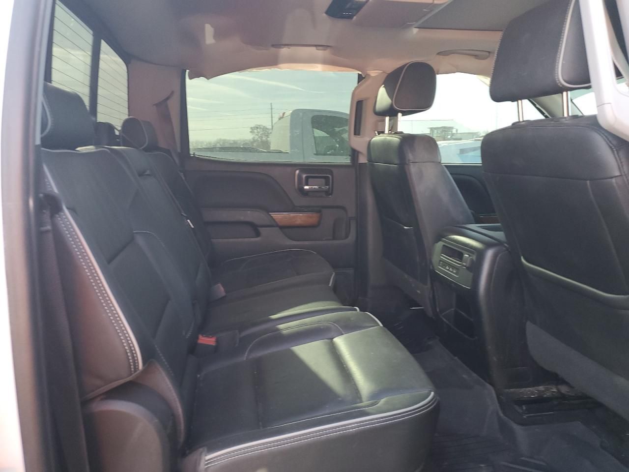 2017 Chevrolet Silverado K1500 High Country