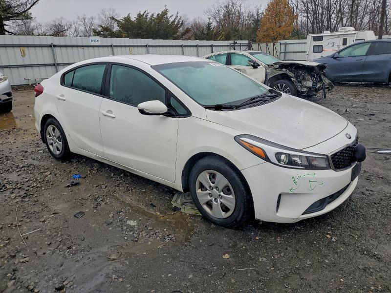 2018 KIA Forte lx