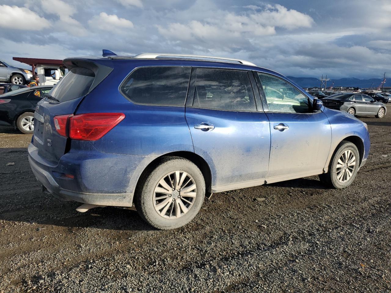 2019 Nissan Pathfinder s