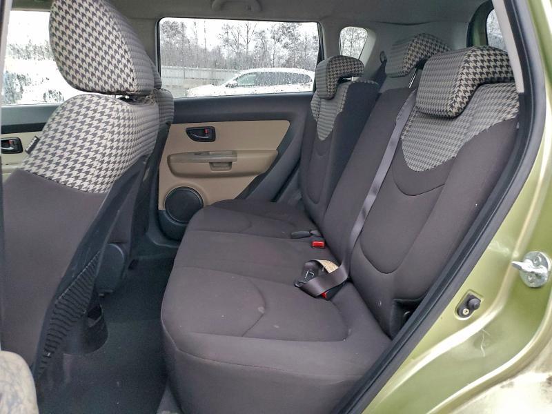 2010 KIA Soul +