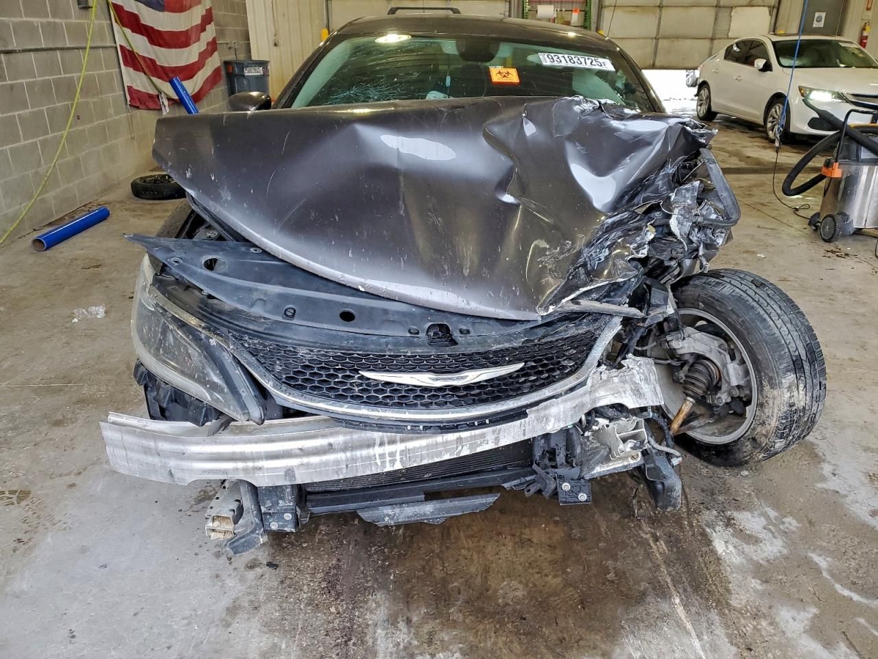 2015 Chrysler 200 lx