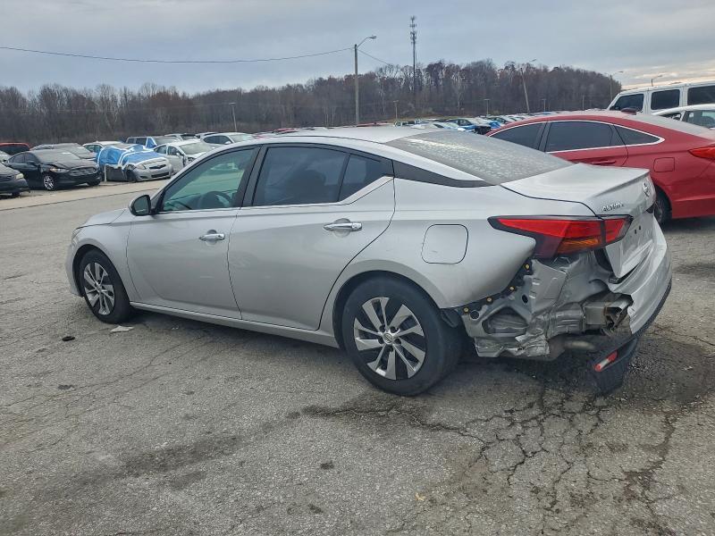 2019 Nissan Altima s