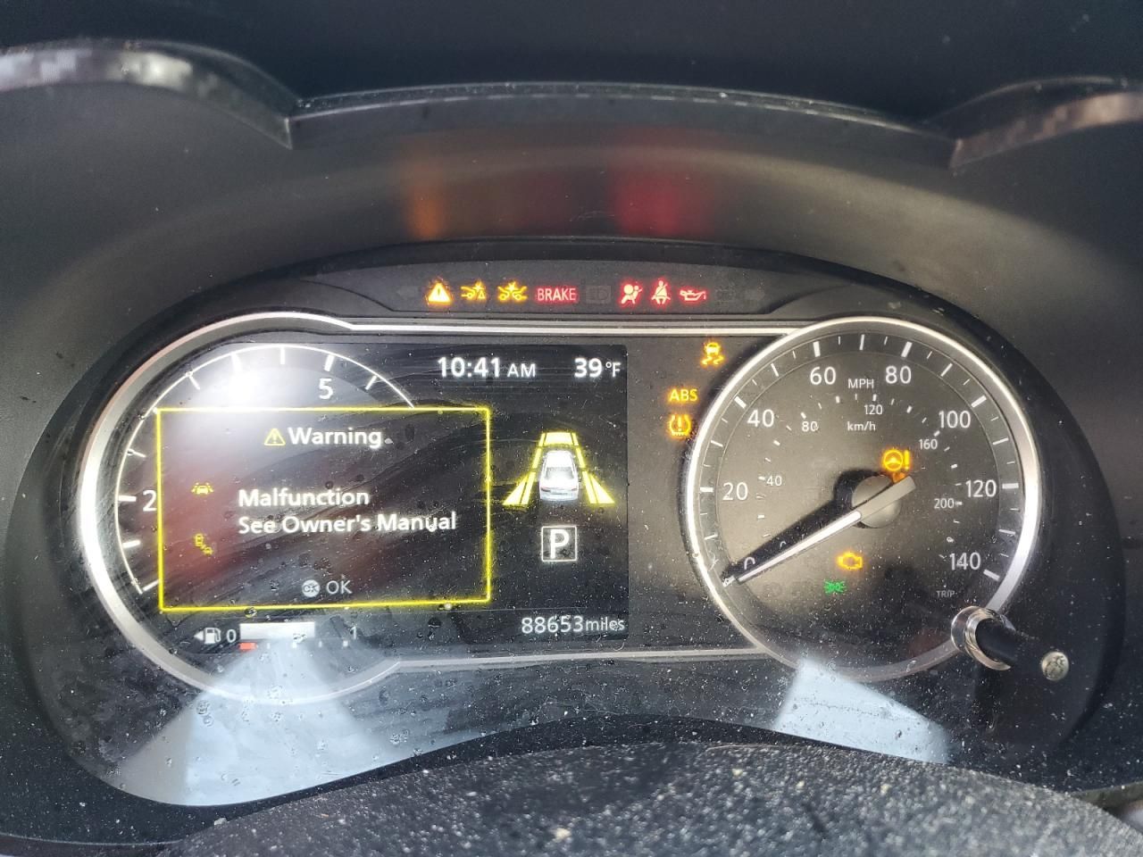 2022 Nissan Versa sv