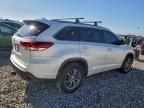 2017 Toyota Highlander se